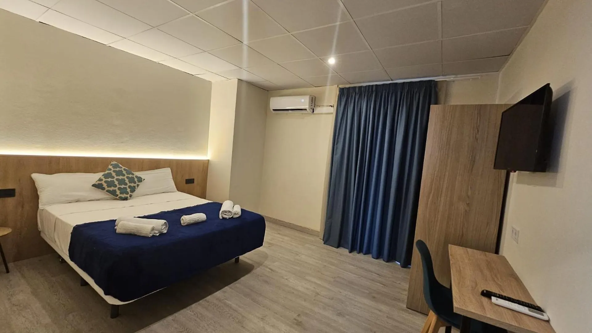 Hotel Mar I Sol 卡里拉 2*,